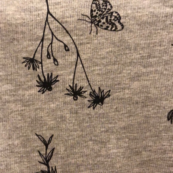 Divided H&M scoop neck - Picture 2 of 9